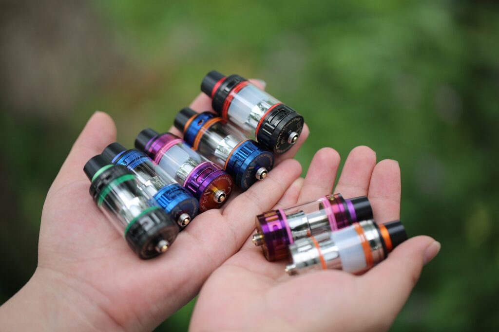 How to Clean E-Cigarettes and How Often?